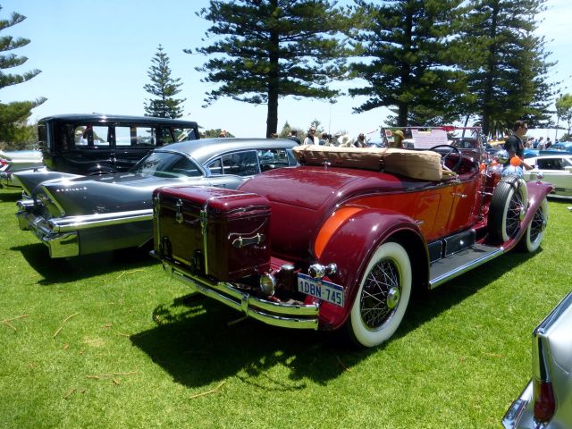 COTM15 Cadillac 1929 rear