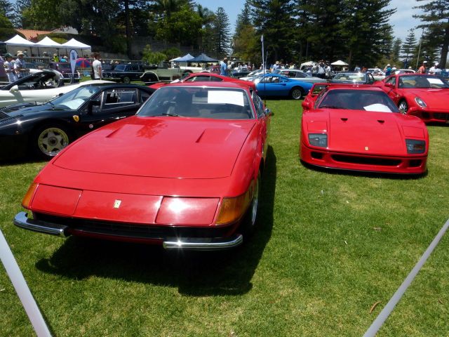 COTM15 Daytona & F40