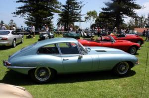 Jaguar E-Type FHC